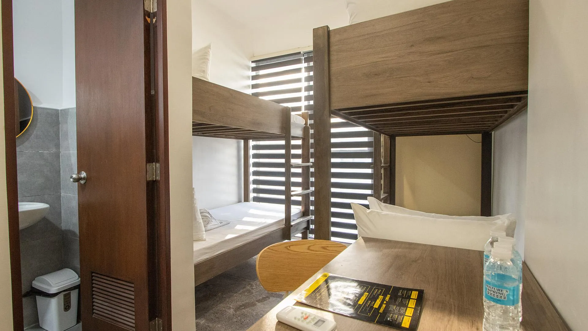 세부 더 패드 코리빙 3성급 호텔 스위트룸