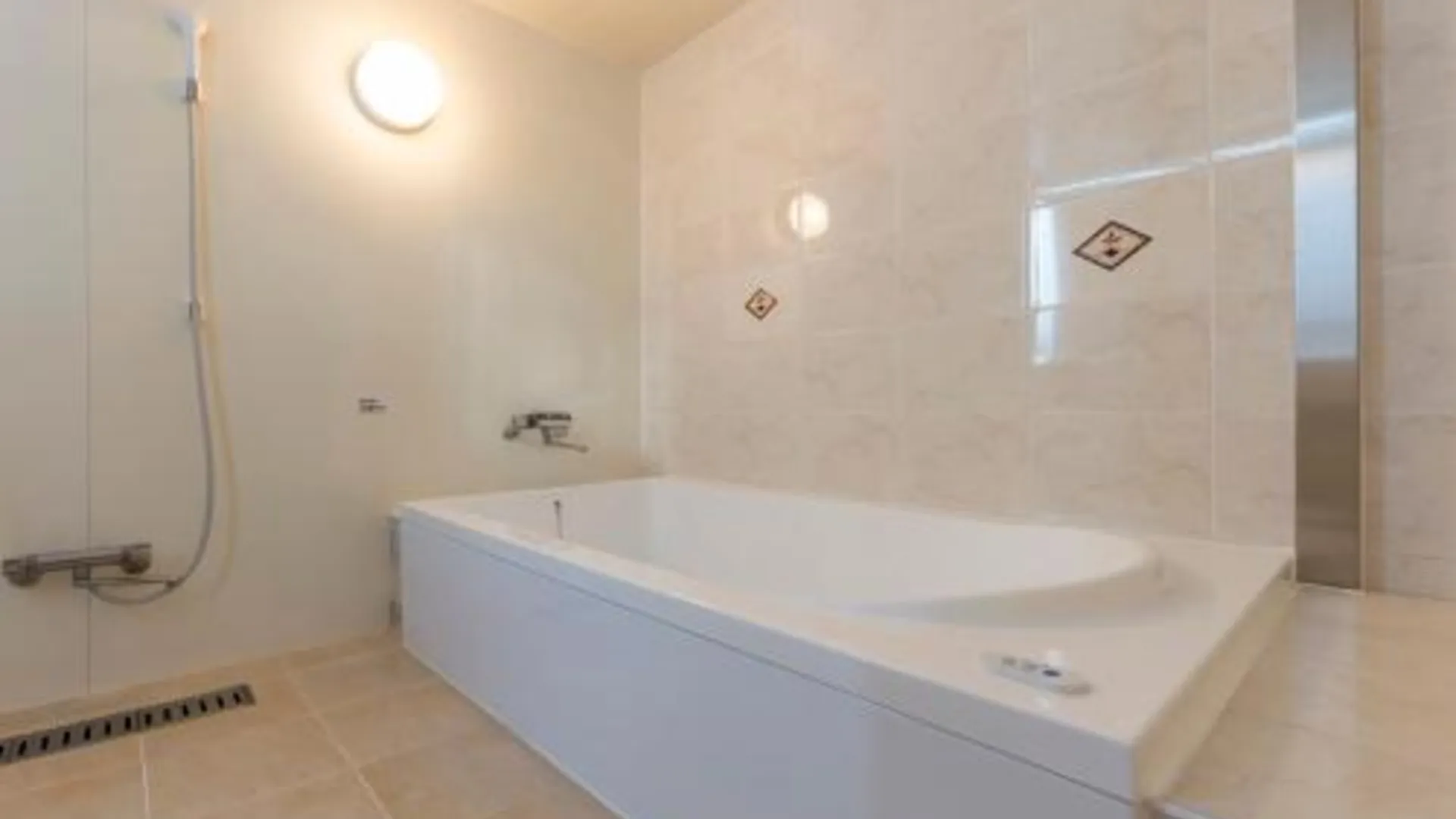 오사카 ホテルＫＩＮＧＤＡＭ 2성급 호텔 전망