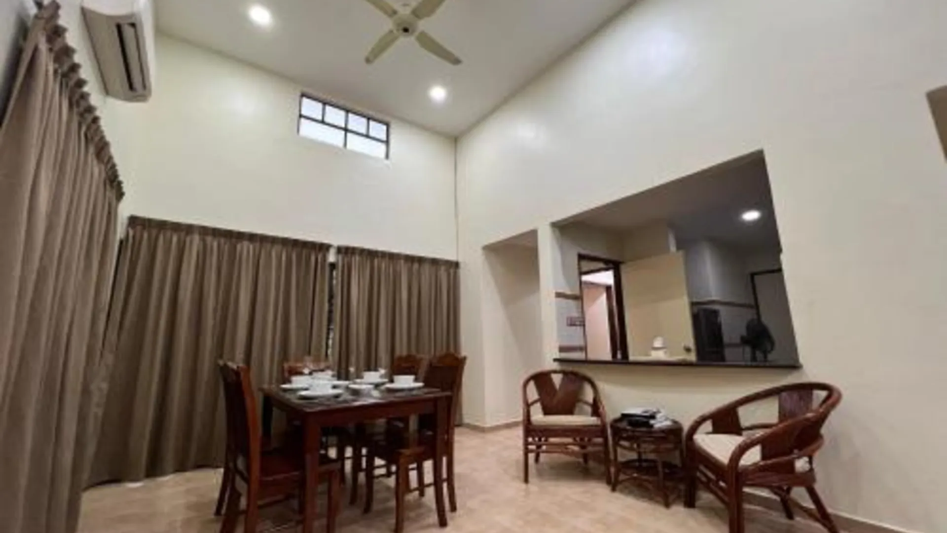 말라카 알러 가자의 빌라 (0m², 침실 4개, 프라이빗 욕실 2개) 3성급 게스트하우스 레스토랑