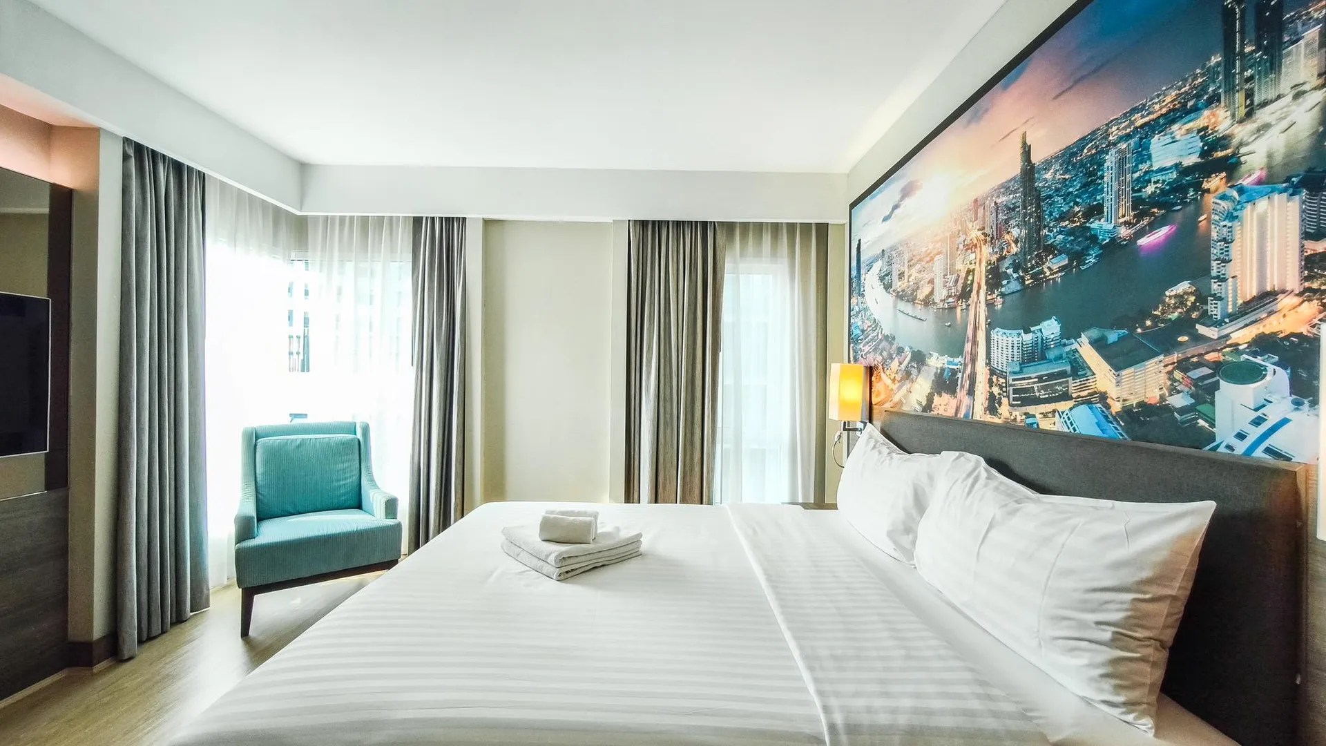 방콕 시트러스 수쿰빗 11 바이 컴패스 호스피탈리티 4성급 호텔 스위트룸