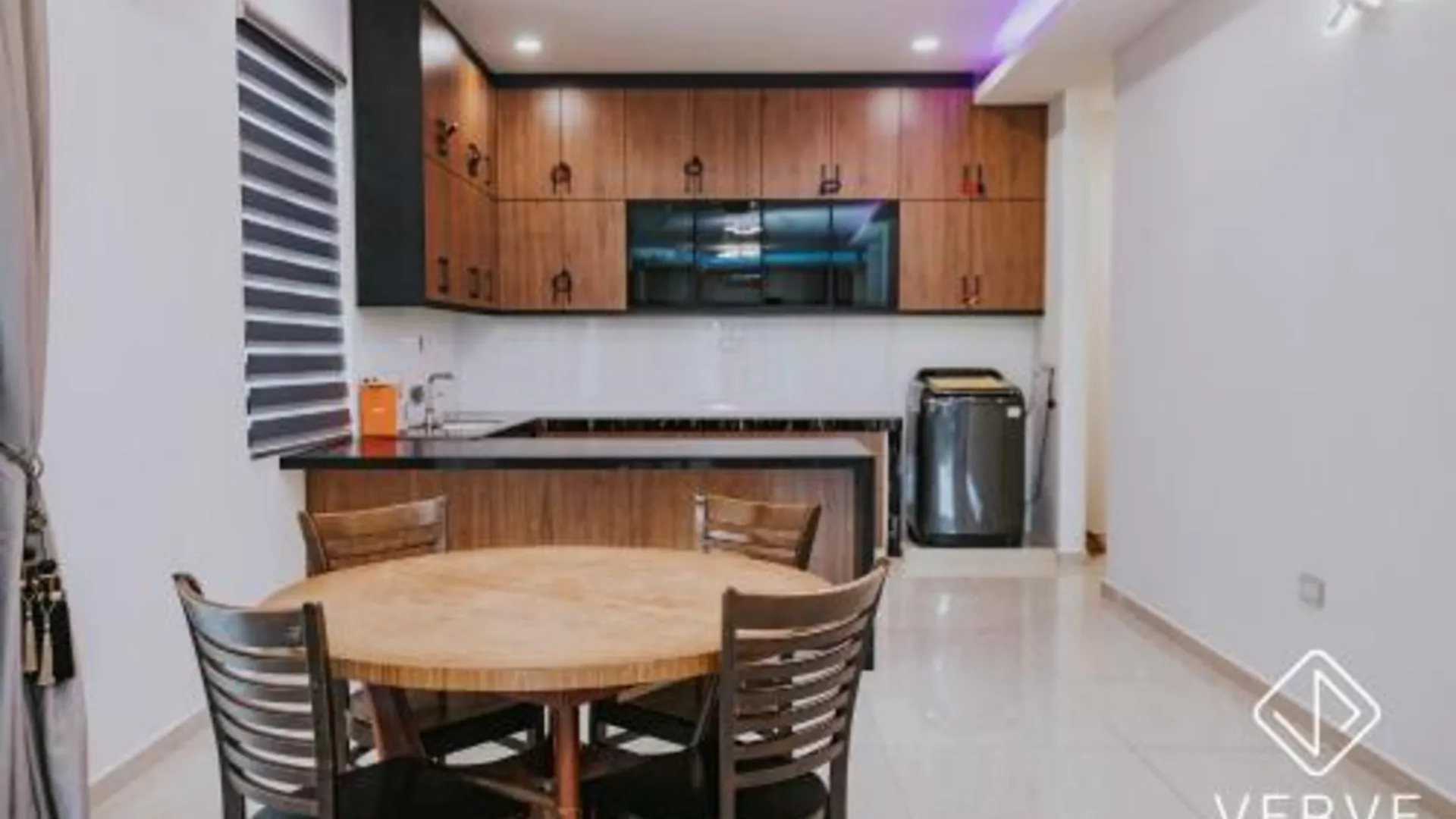 이포 타만 반다라야의 프라이빗 하우스 (1000m², 침실 4개, 프라이빗 욕실 5개) 3성급 게스트하우스 전망