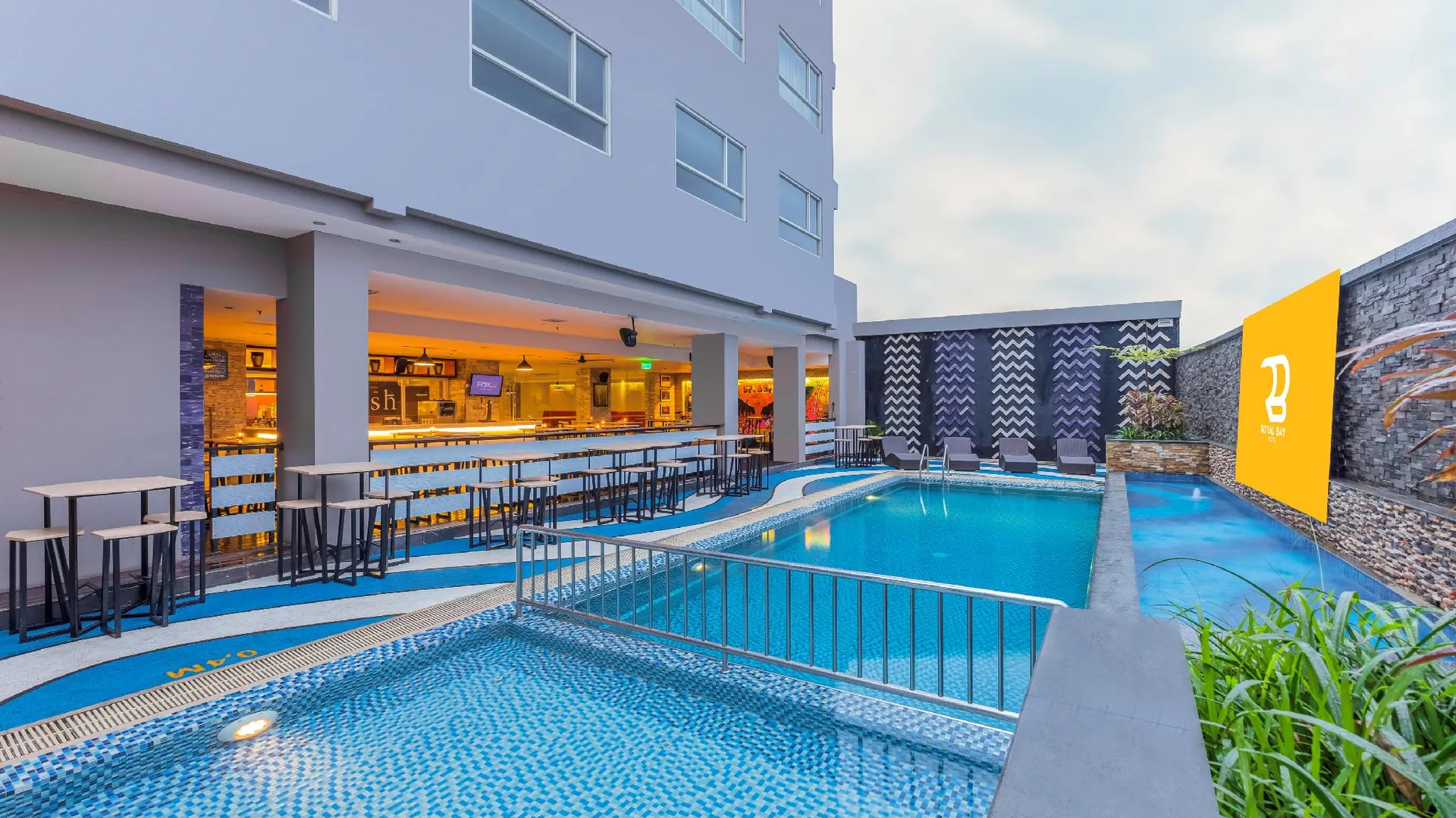 마카사르 Royal Bay Hotel Makassar 4성급 호텔 로비