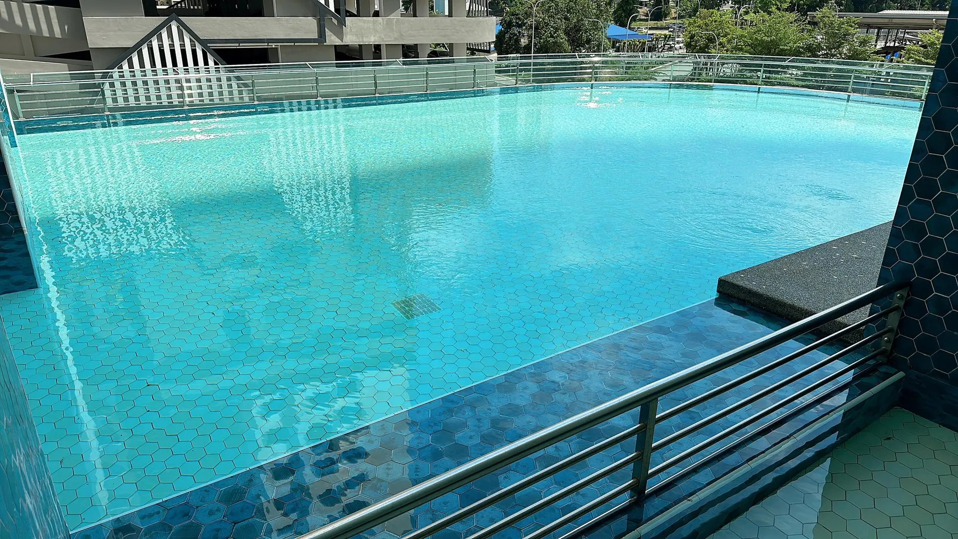 조호바루 / 조호르바루 트라이타워 - CIQ까지 도보 3분, 싱가포르까지 15분 2성급 게스트하우스 수영장