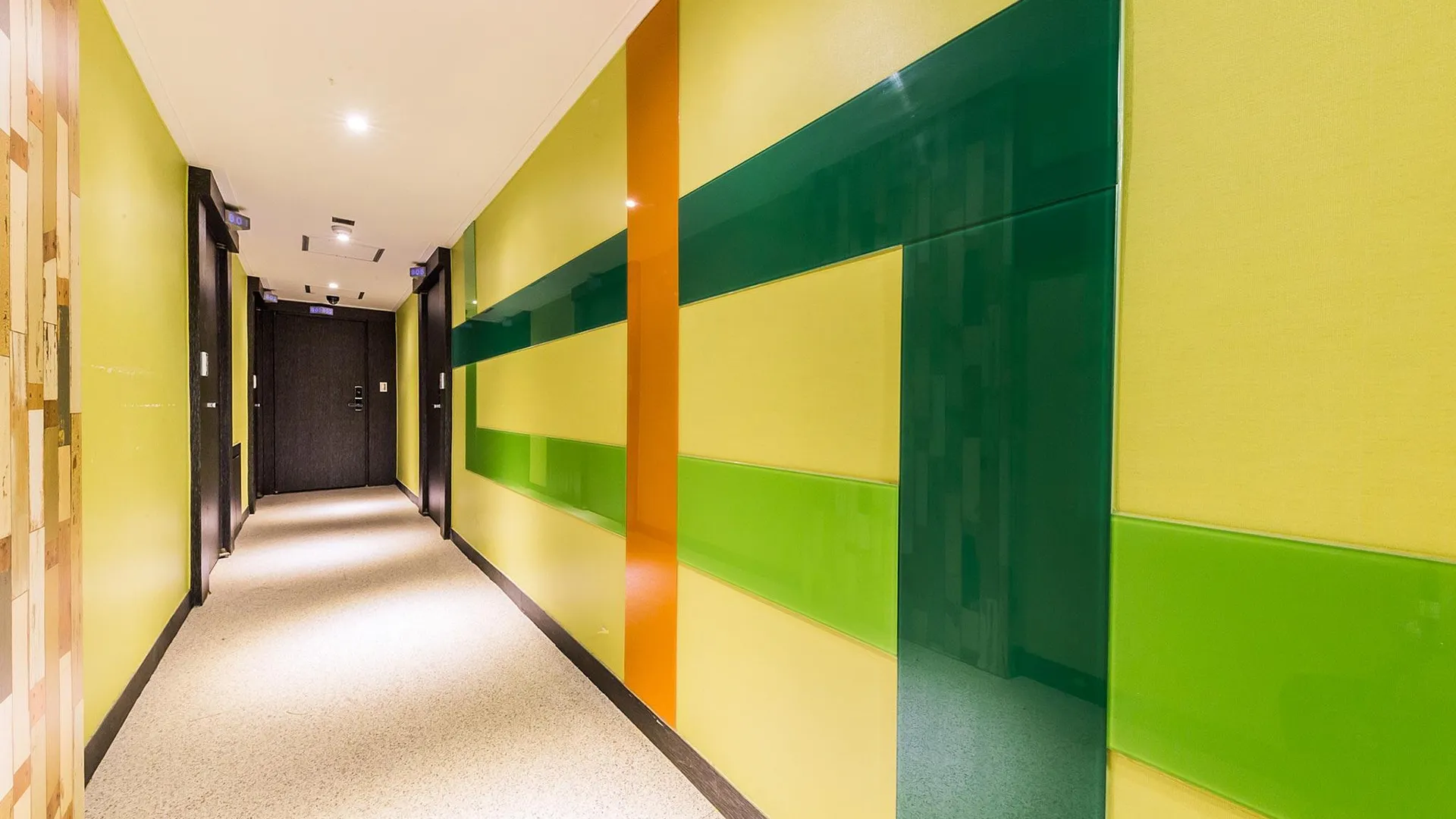 서울 신촌 캠퍼스 3성급 호텔 레스토랑