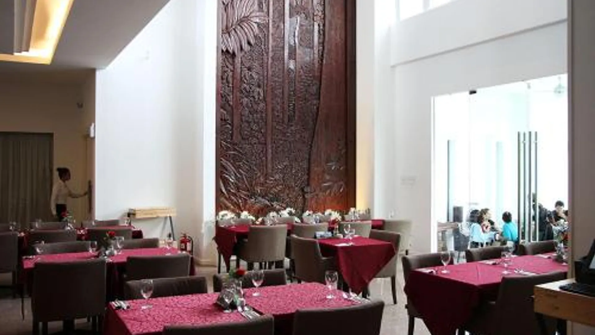 크루앙 카사 비앙카 5성급 호텔 외관