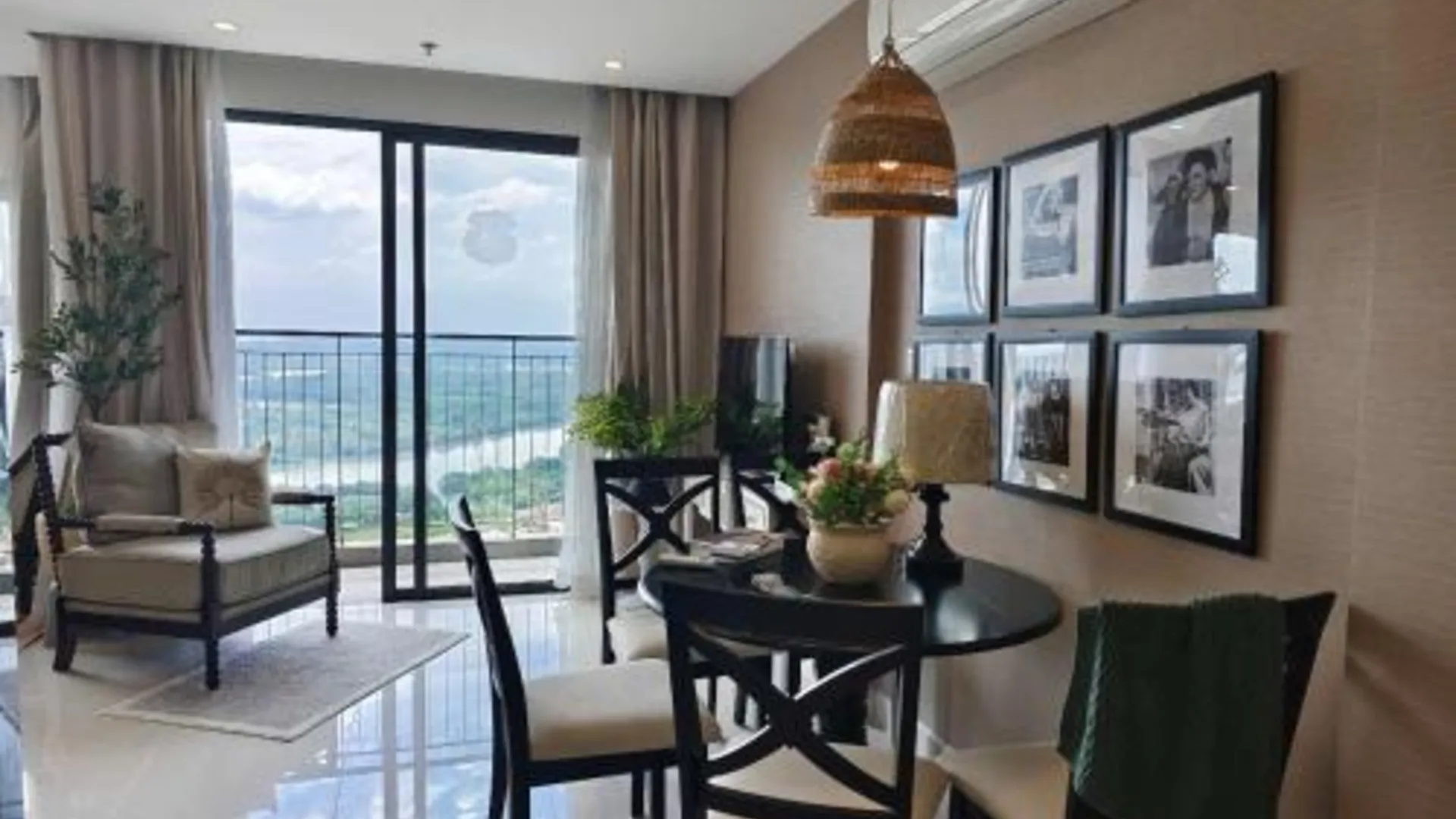 호치민 AQHomes 앳 빈홈즈 그랜드 파크 3성급 게스트하우스 외관