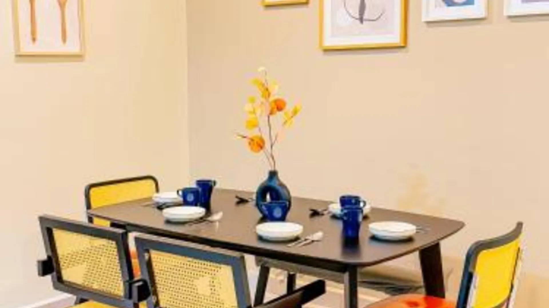 카메론 하일랜즈 브린창의 프라이빗 하우스 (200m², 침실 4개, 프라이빗 욕실 3개) 3성급 게스트하우스 레스토랑