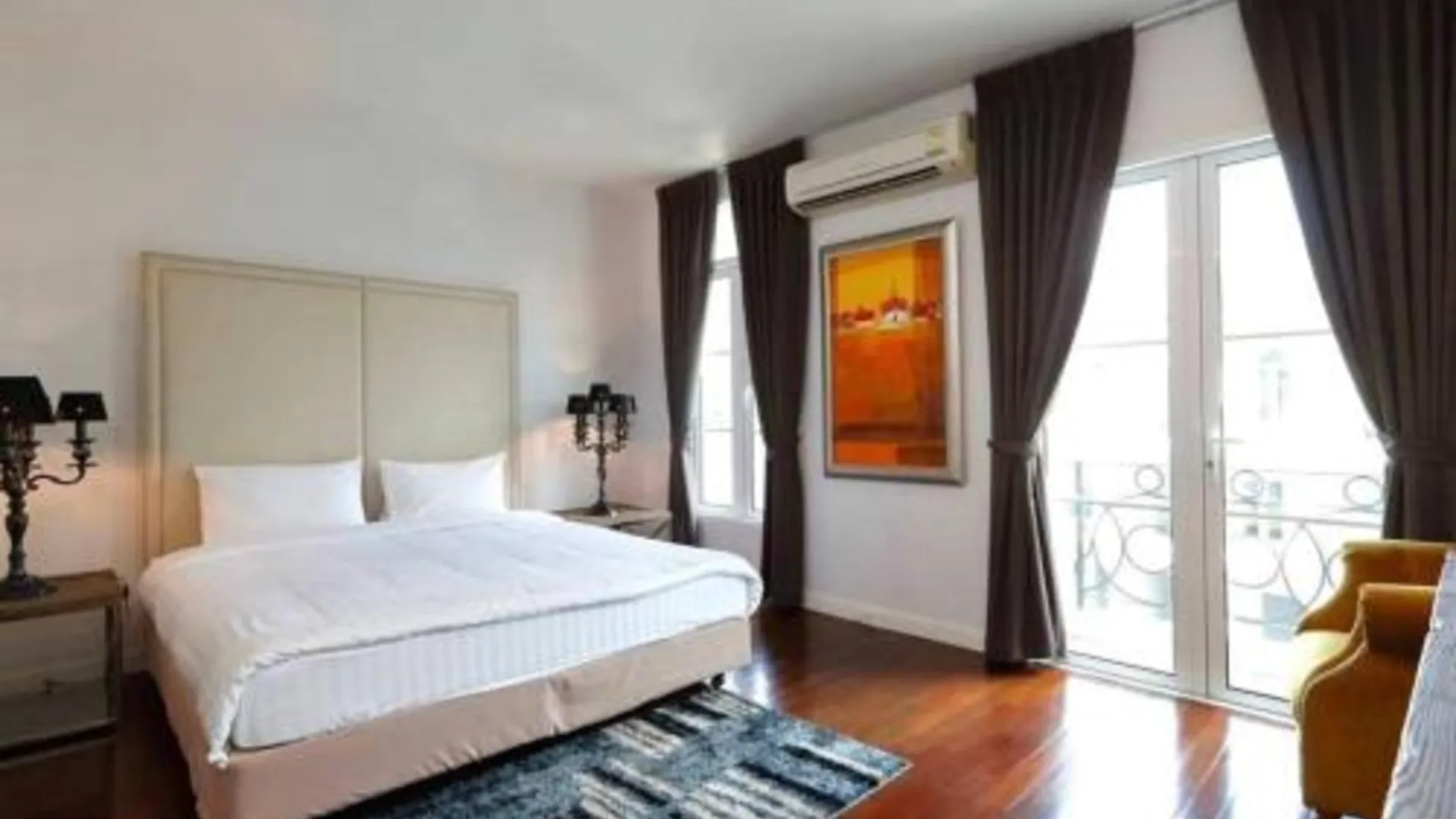 방콕 Townhome 3 bed4 Baht Asok MRTBTS Sukhumvit 16 2성급 싱글룸 스위트룸