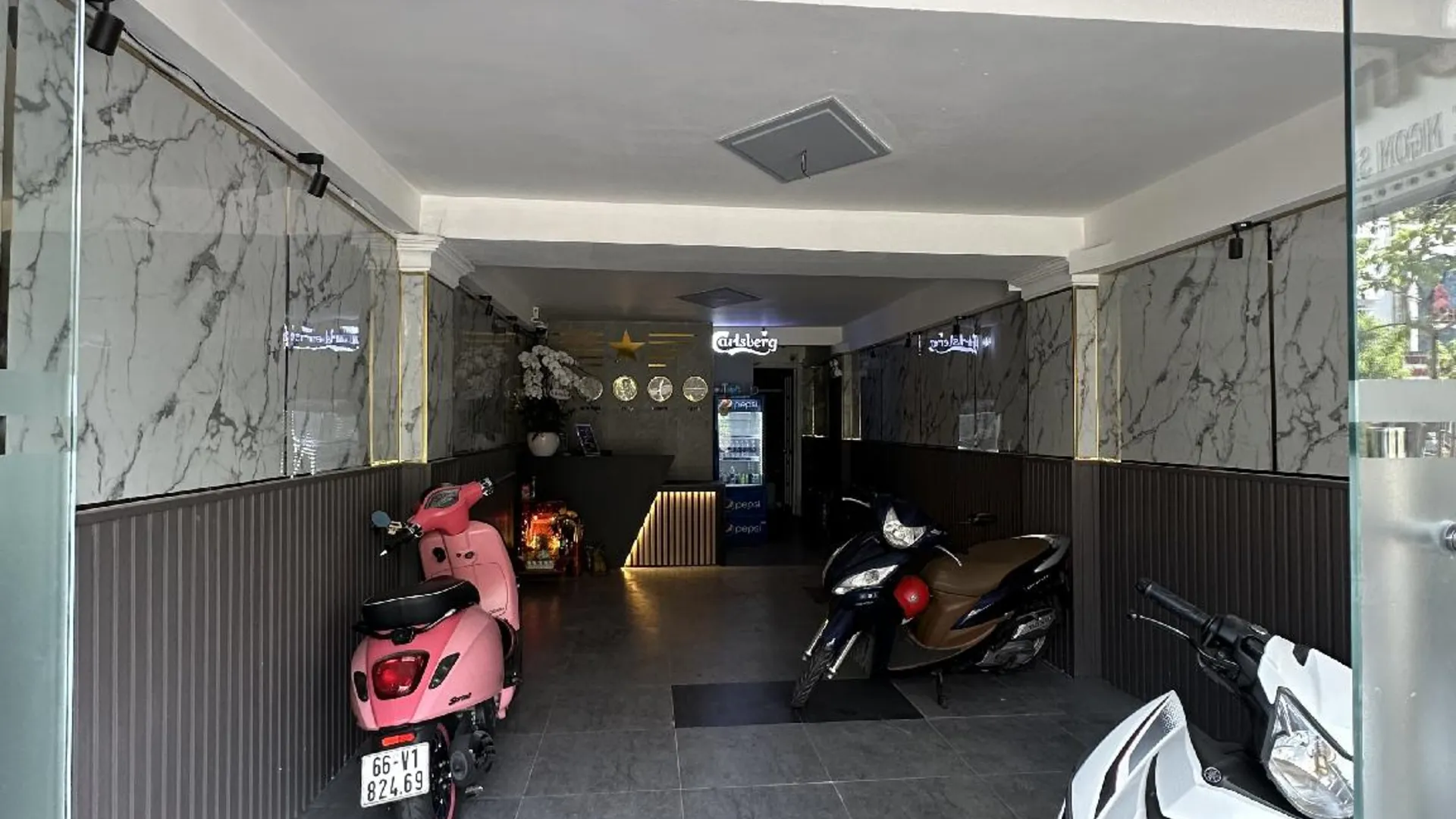 호치민 응우옛 하 호텔 3성급 호텔 외관