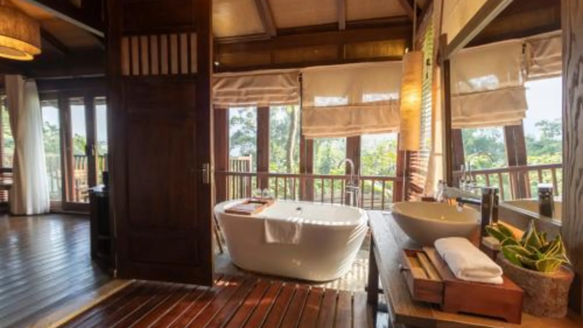 하노이 멜리아 바비 마운틴 리트리트 4성급 호텔 로비