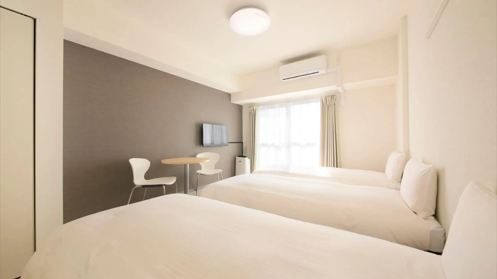 도쿄 / 동경 베이 호텔 우라야스 에키마에 3성급 호텔 스위트룸