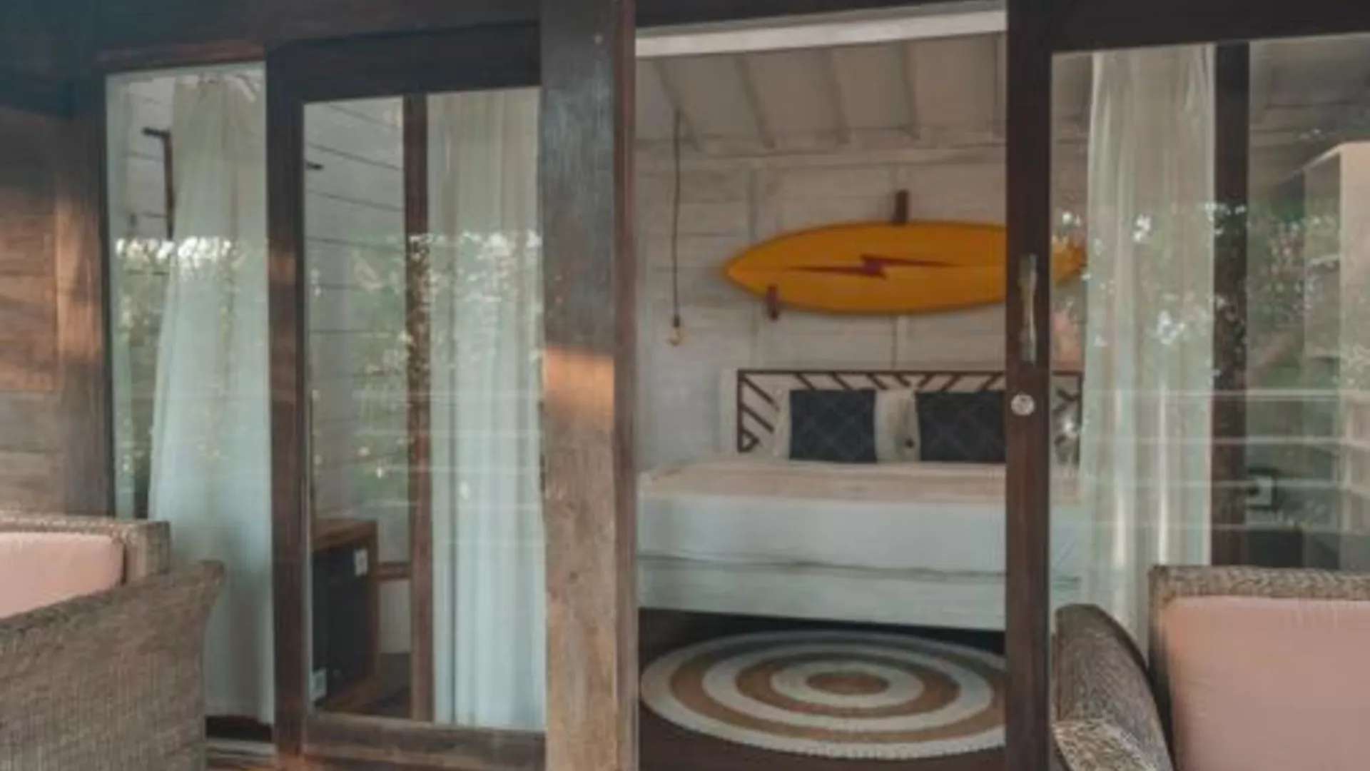 발리 라이트 더 패스 발리 4성급 게스트하우스 수영장