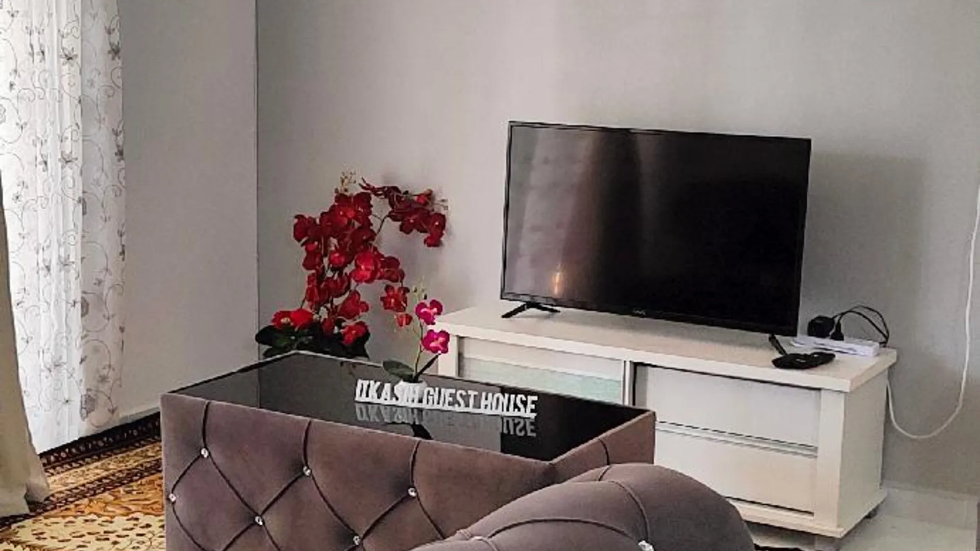 란타우 판장 캄풍 게레탁의 프라이빗 하우스 (130m², 침실 4개, 프라이빗 욕실 3개) 3성급 싱글룸 스위트룸