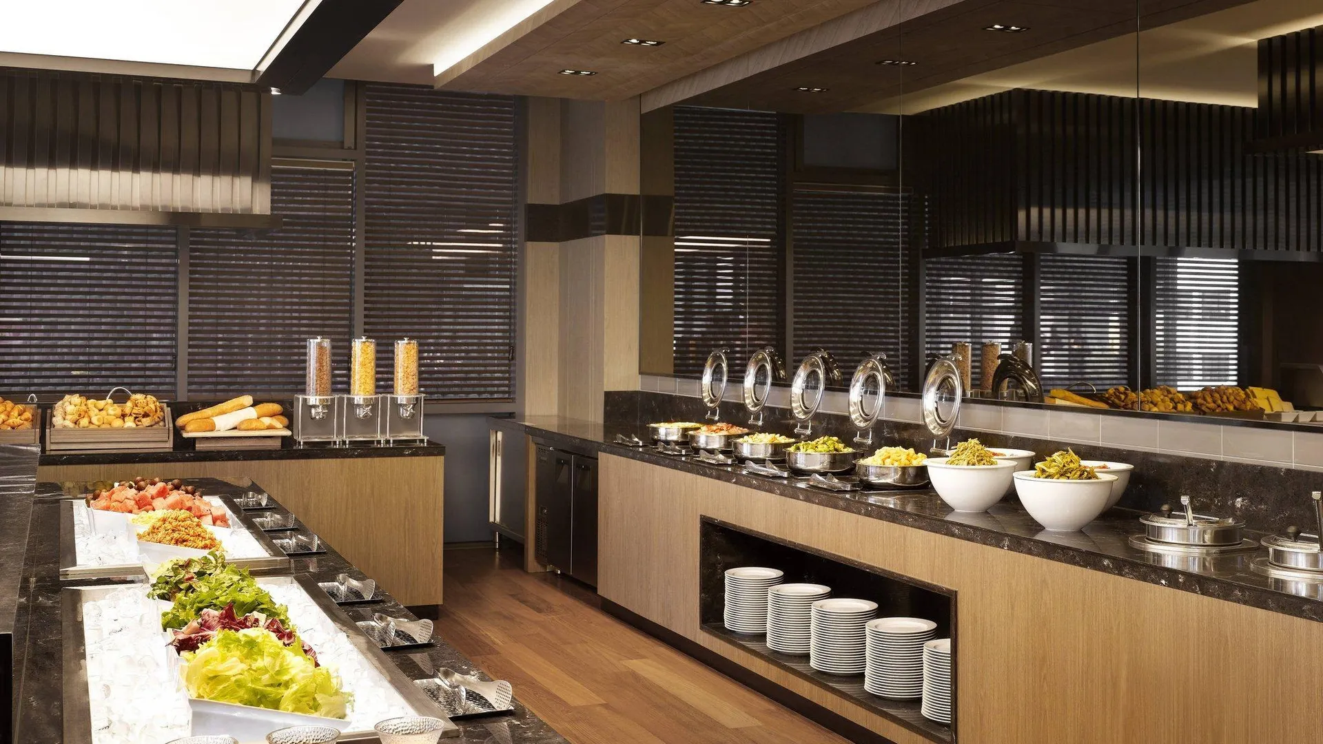 서울 페어필드 바이 메리어트 서울 4성급 호텔 레스토랑