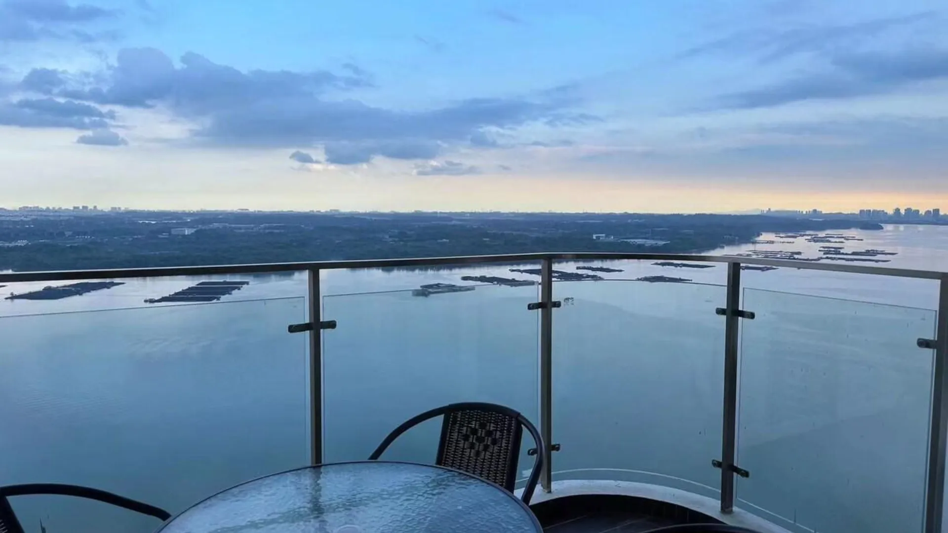 조호바루 / 조호르바루 당가베이의 아파트먼트 (100m², 침실 3개, 프라이빗 욕실 3개) 2성급 싱글룸 로비