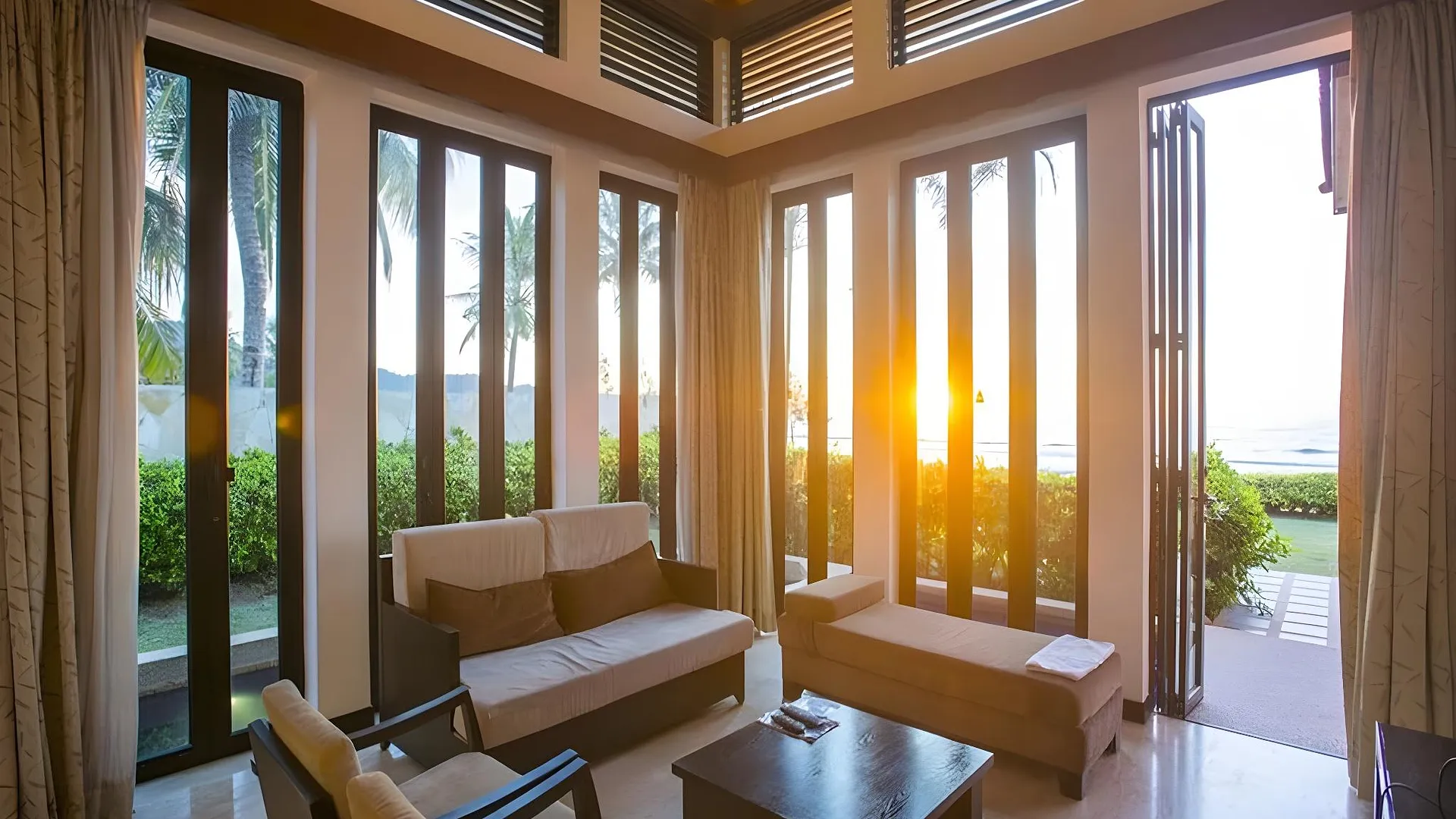 코타키나발루 사바 비치 빌라 앤 스위트 4성급 호텔 외관