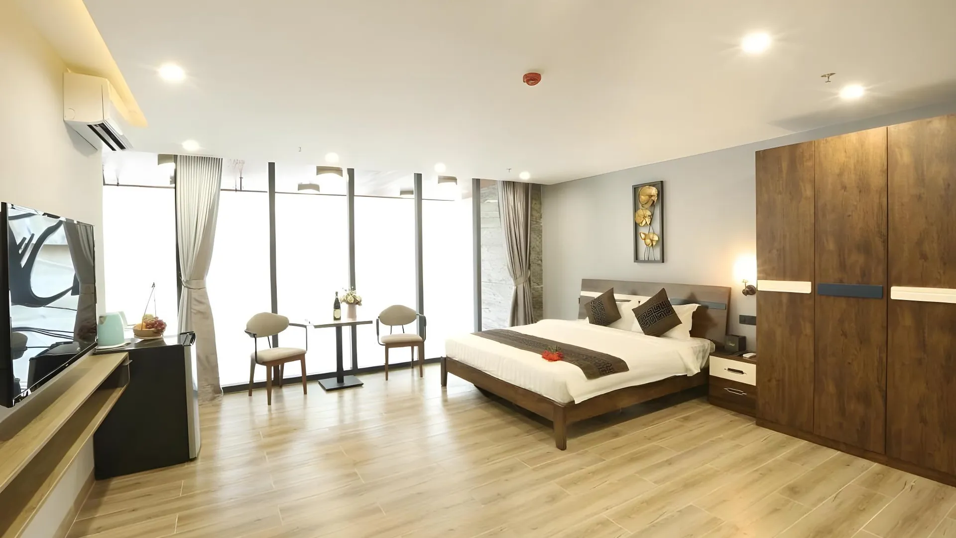 다낭 몬스 부티크 호텔 앤 아파트먼트 4성급 호텔 스위트룸