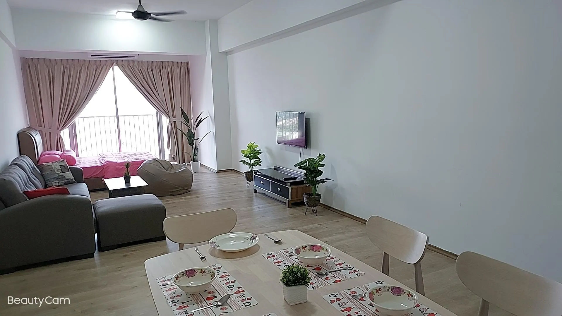 세리 만중 세리 만중의 아파트먼트 (1580m², 침실 4개, 프라이빗 욕실 2개) 3성급 싱글룸 객실