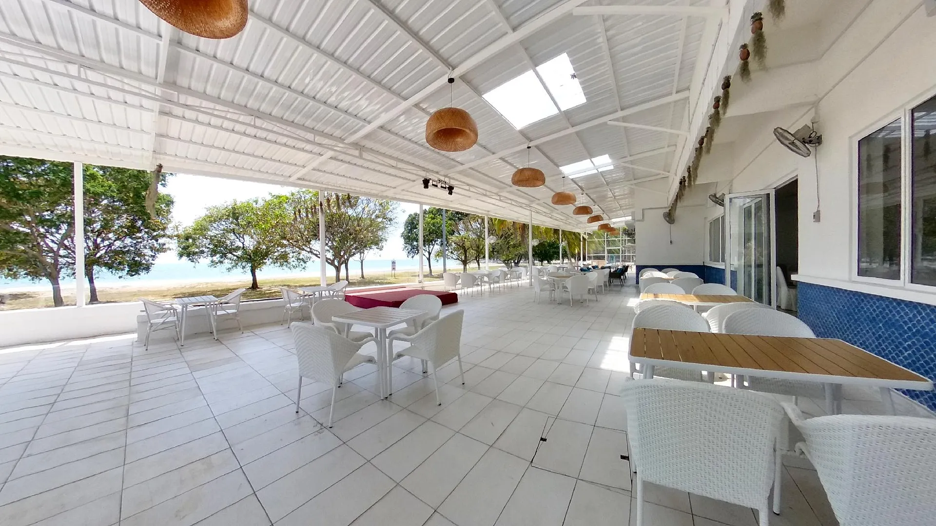 포트 딕슨 캄풍 시 루사의 아파트먼트 (90m², 침실 2개, 프라이빗 욕실 2개) 4성급 게스트하우스 레스토랑