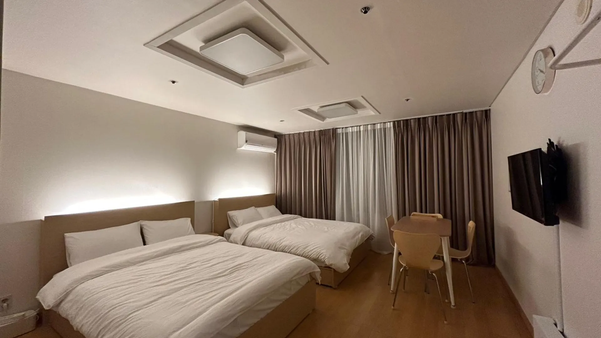 서울 앤하우스 홍대 4성급 게스트하우스 스위트룸