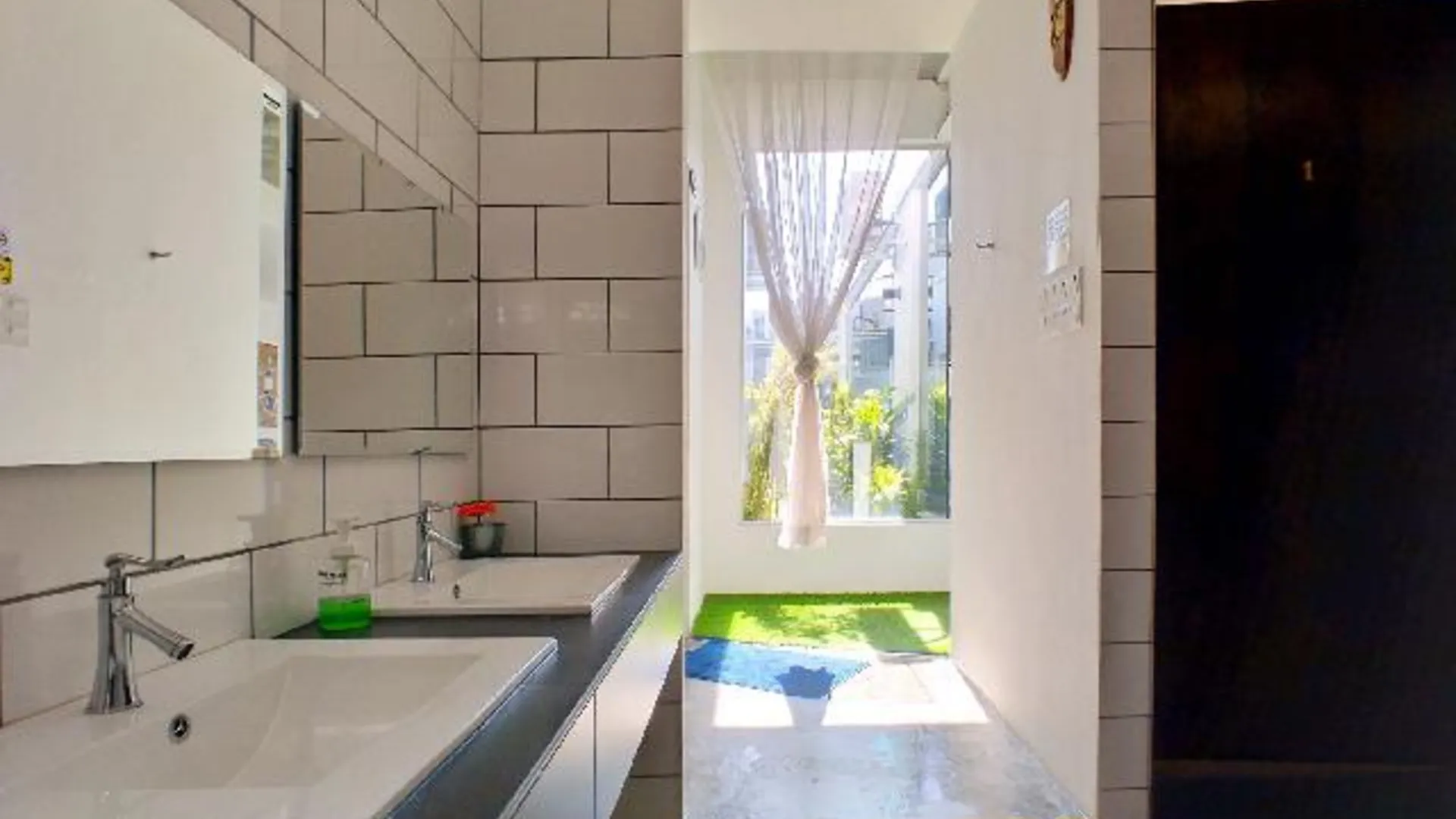 이포 베드 인 가든 호스텔 4성급 호텔 스위트룸