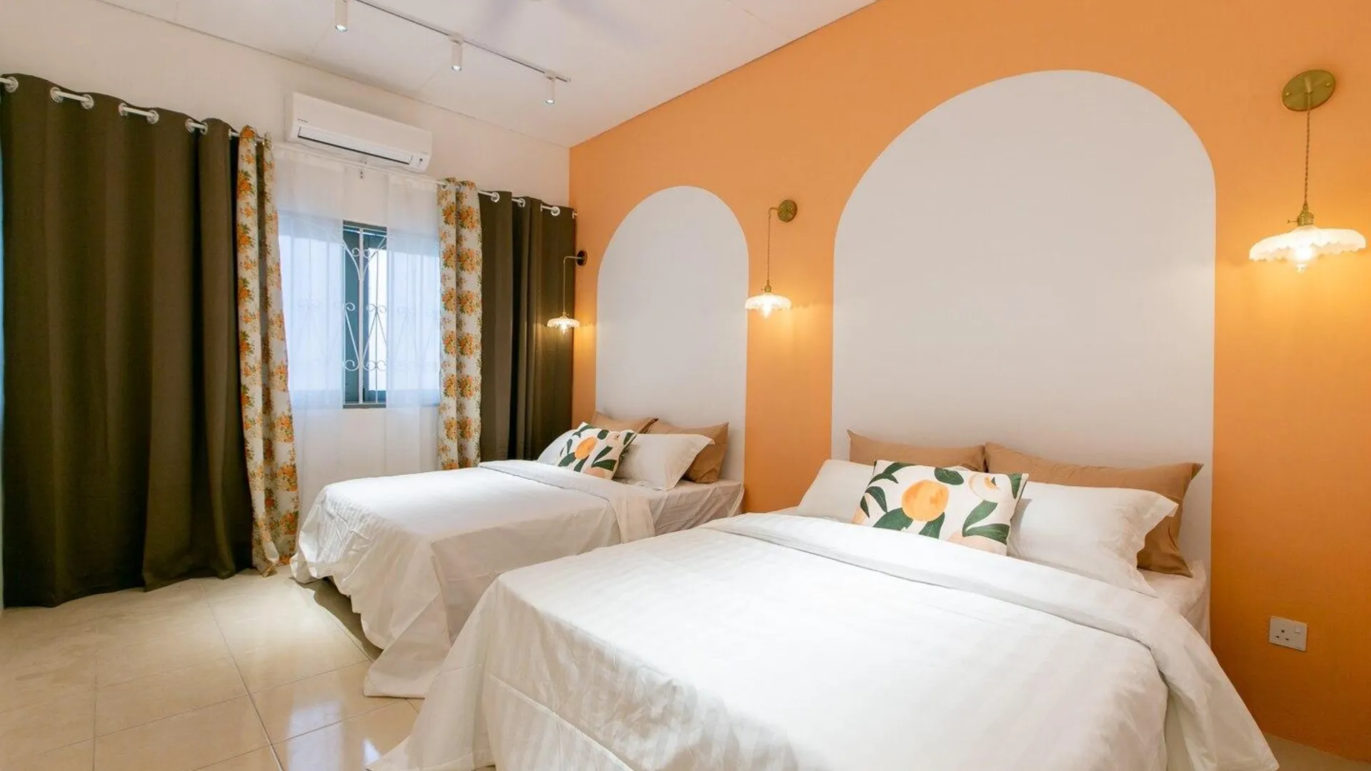 이포 이포 시티의 프라이빗 하우스 (210m², 침실 4개, 프라이빗 욕실 3개) 3성급 싱글룸 스위트룸