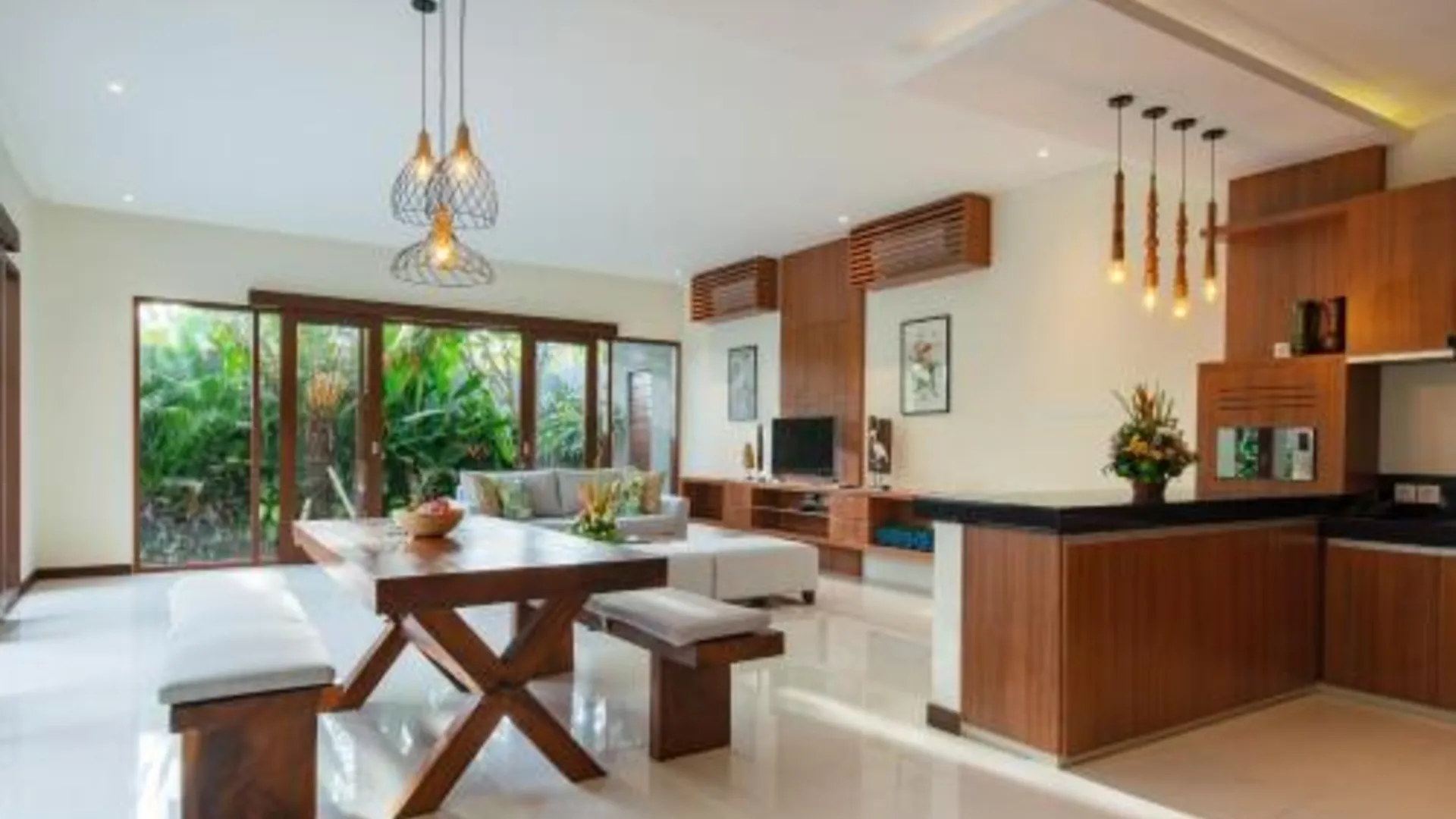 발리 빌라 살리 5성급 호텔 수영장