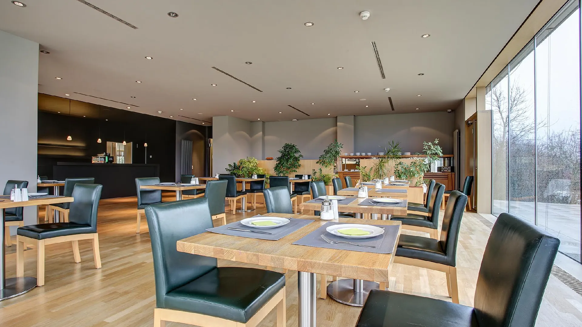 오스트필더른 센트로 파크 호텔 슈투트가르트, 트레이드마크 컬렉션 바이 윈덤 3성급 호텔 로비