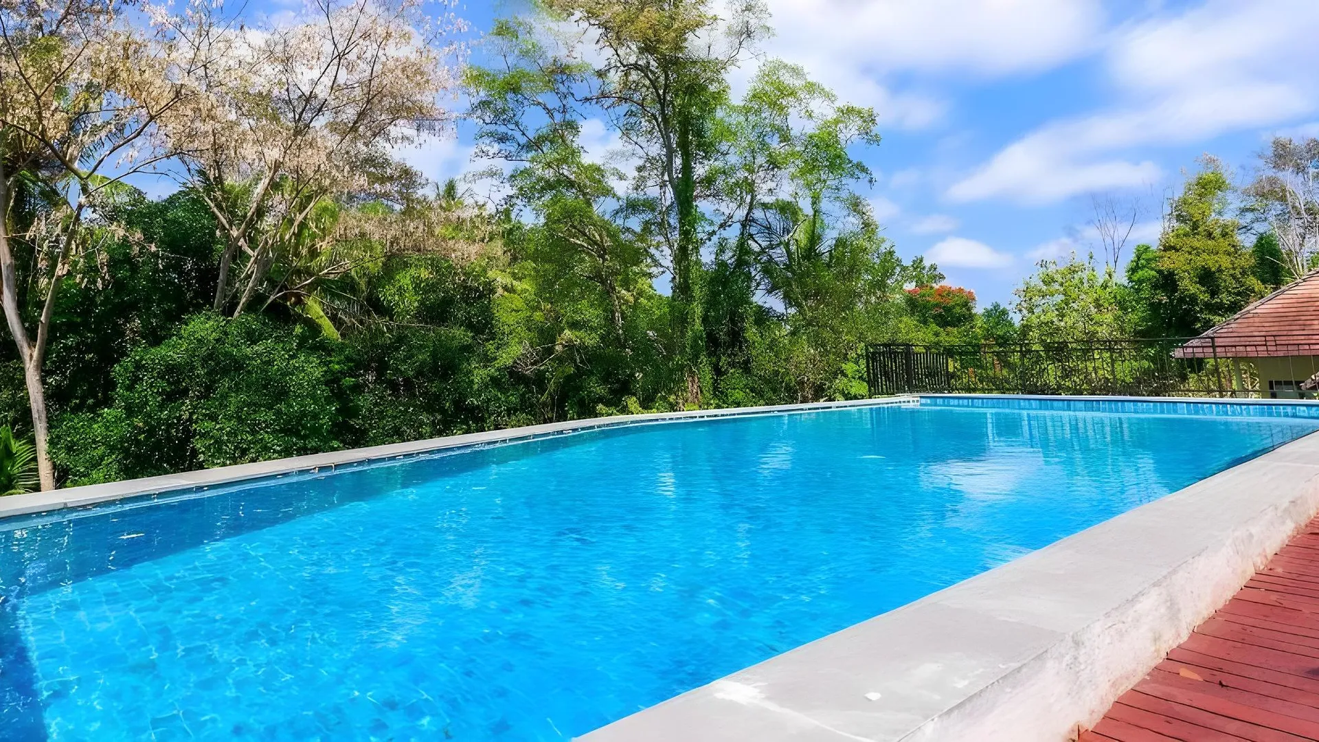 발리 세카르 아룸 리버사이드 리조트 인 창구 호텔 레스토랑