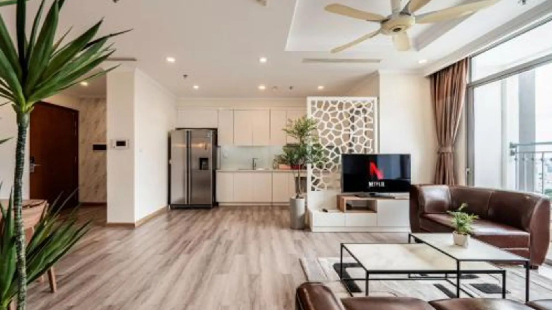 호치민 루나 럭셔리 레지던스 - 빈홈즈 랜드마크 4성급 게스트하우스 수영장