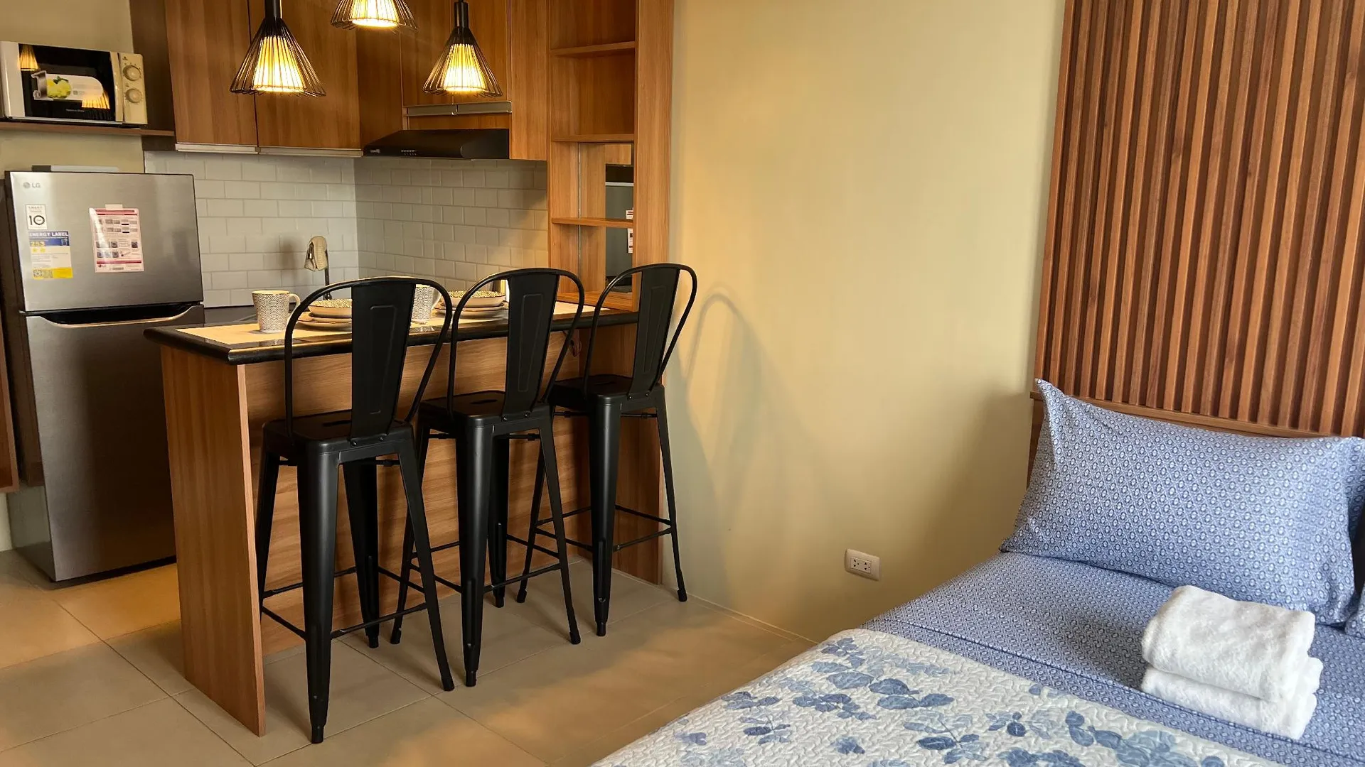 세부 콜론의 프라이빗 하우스 (m², 침실 1개, 프라이빗 욕실 1개) 3성급 싱글룸 수영장