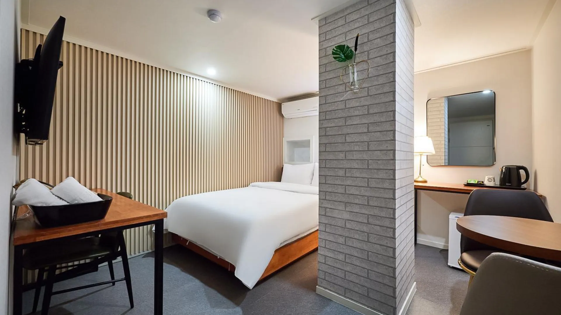 서울 동대문역사문화공원역 호텔 클로이 2성급 호텔 스위트룸