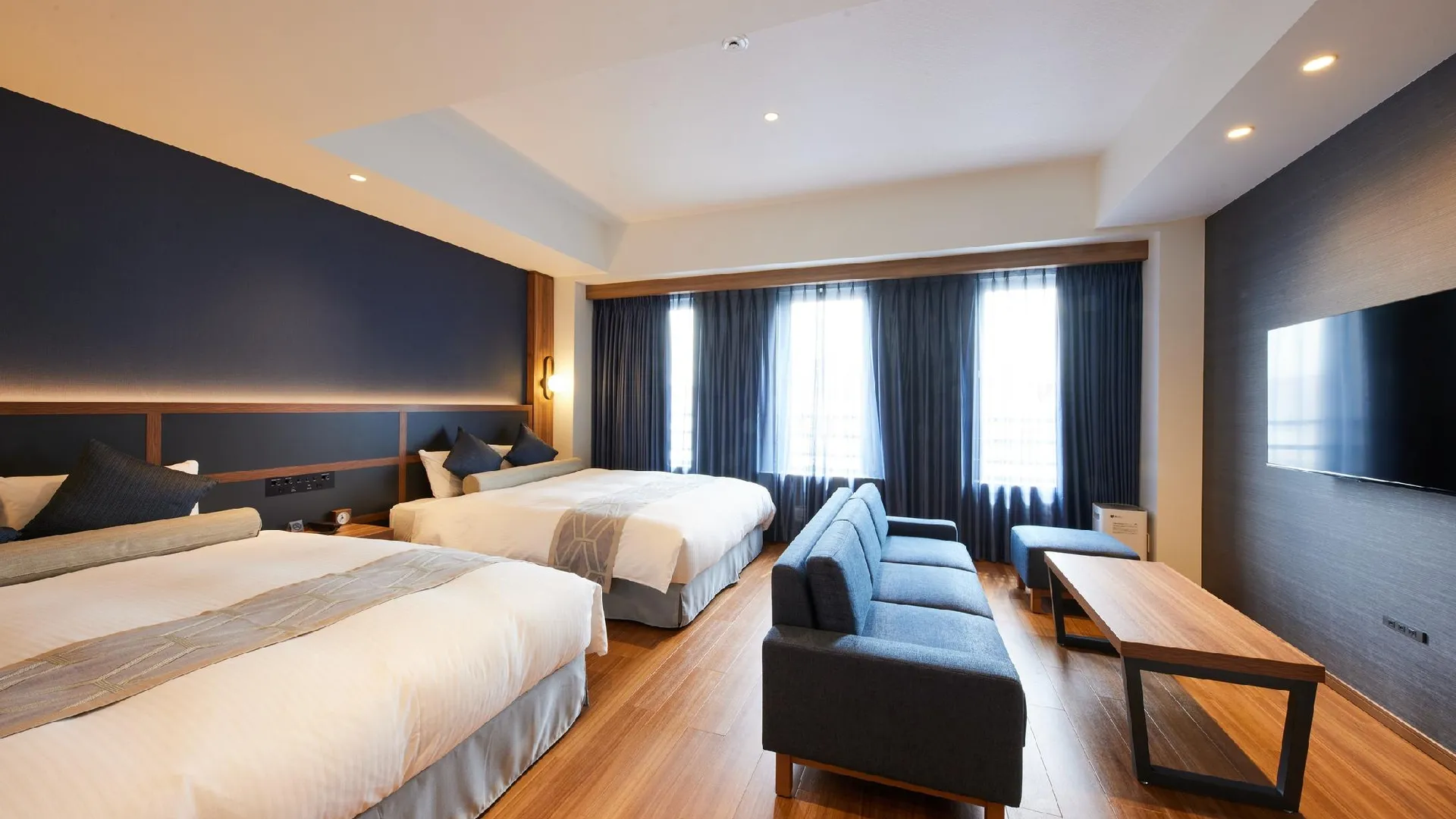 오사카 호텔 세일즈 4성급 호텔 스위트룸