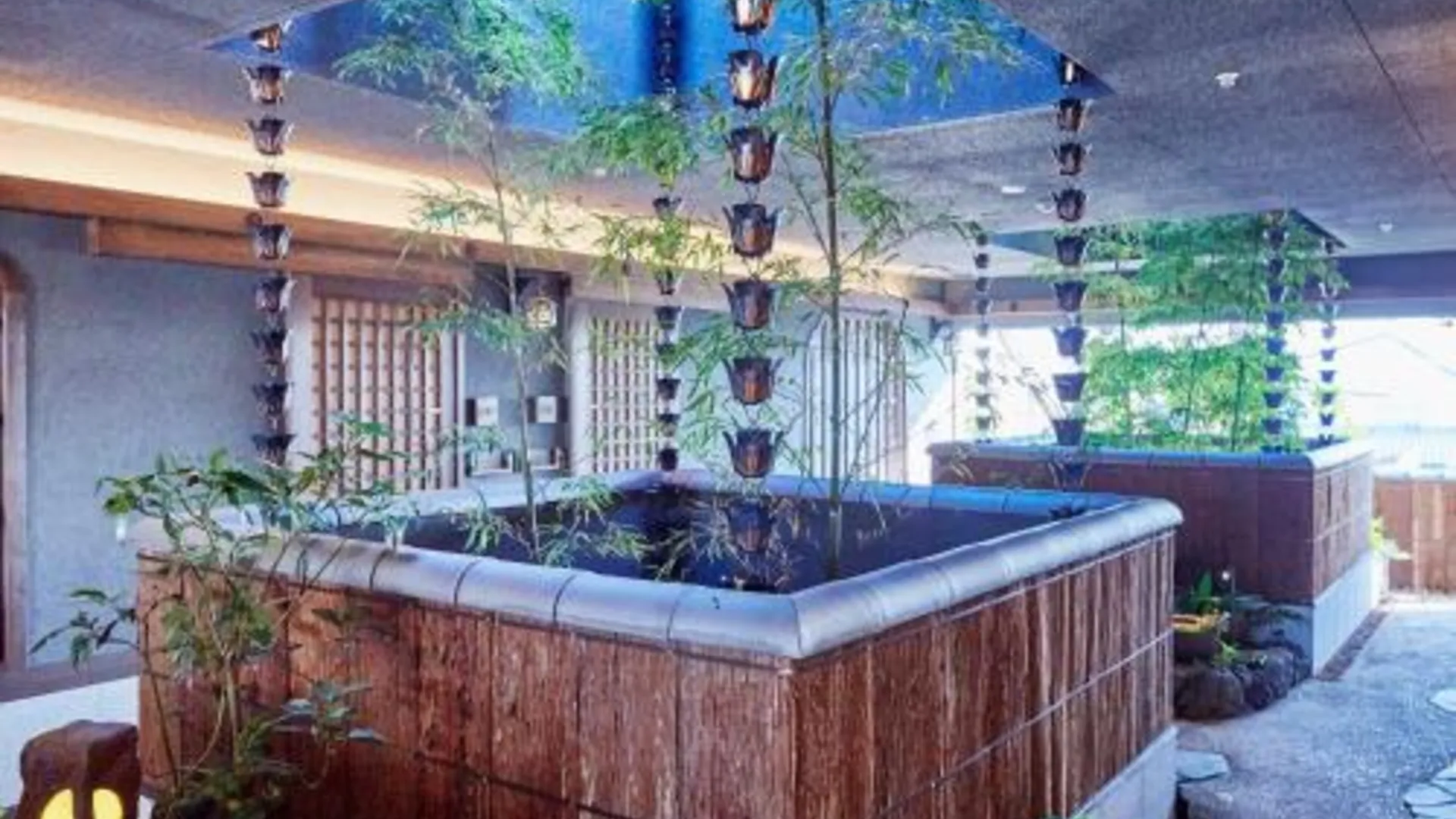 교토 선라이즈 스위트 2성급 호텔 외관