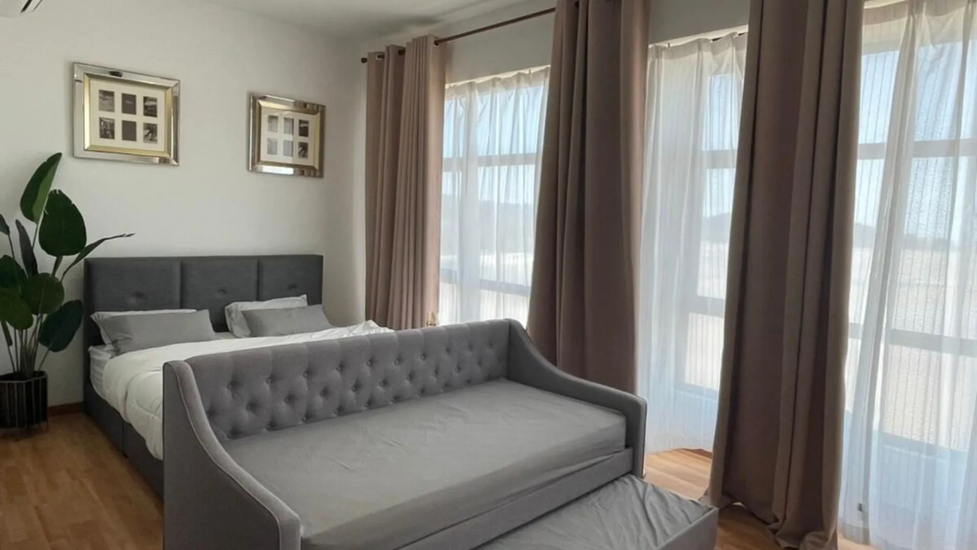 쿠안탄 테루크 쳄페타크의 아파트먼트 (410m², 침실 1개, 프라이빗 욕실 1개) 3성급 게스트하우스 스위트룸