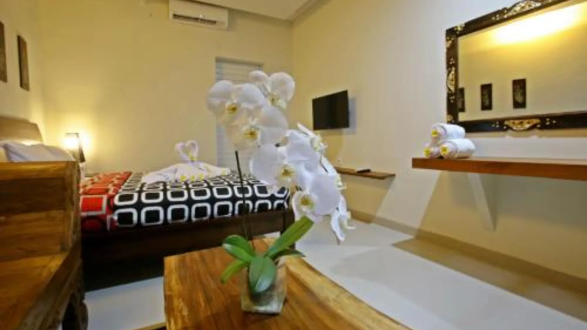 발리 라이 하우스 사누르 2성급 호텔 스위트룸