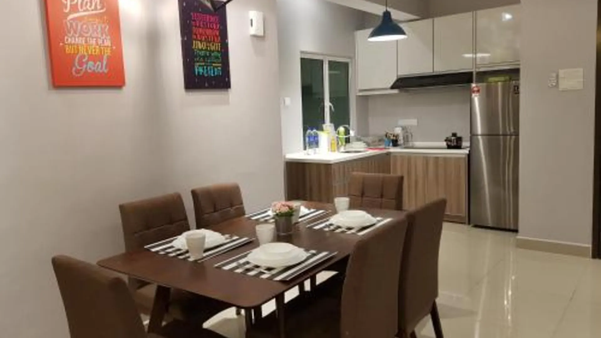 이포 Mike's Place @ The Majestic Ipoh (Corner unit) 5성급 게스트하우스 레스토랑