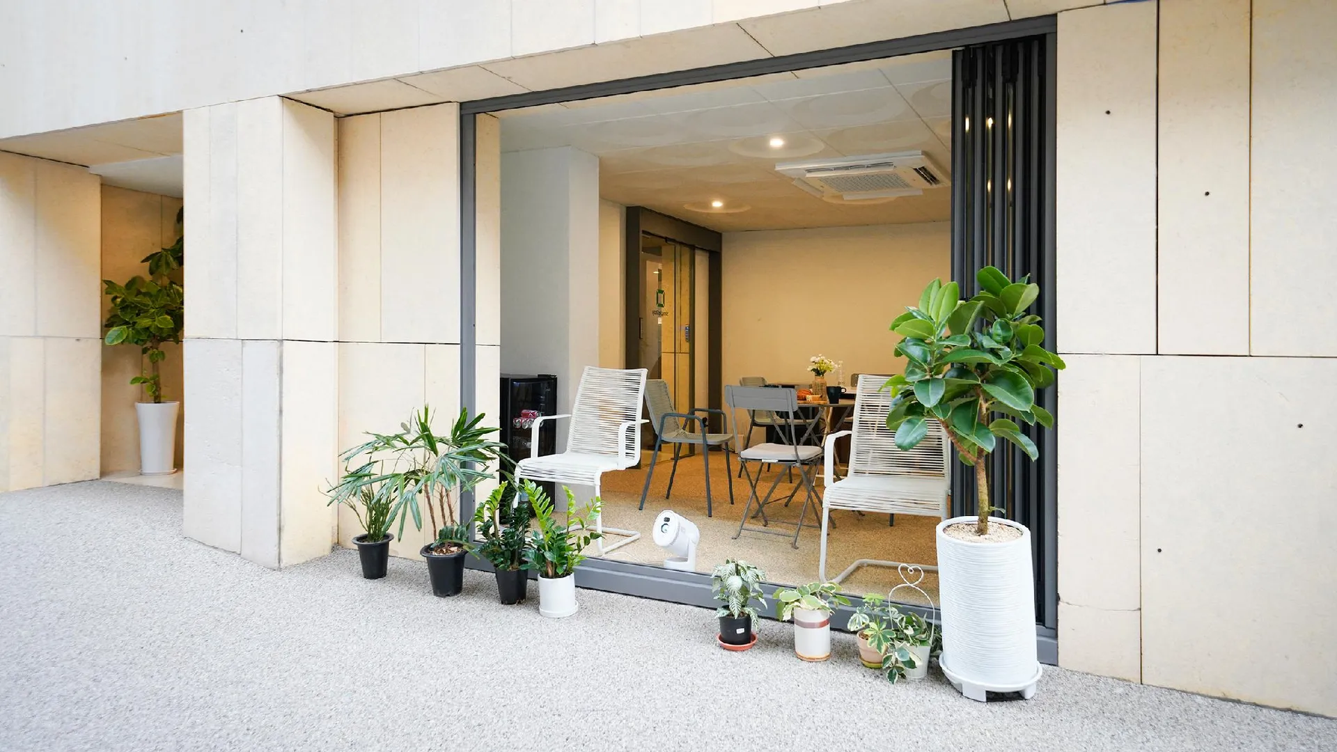 서울 심플스테이 종로 3성급 호텔 수영장