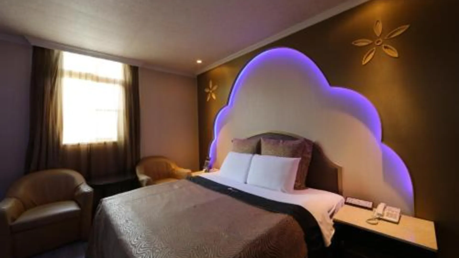 타이베이 樹林月圓汽車旅館 호텔 수영장