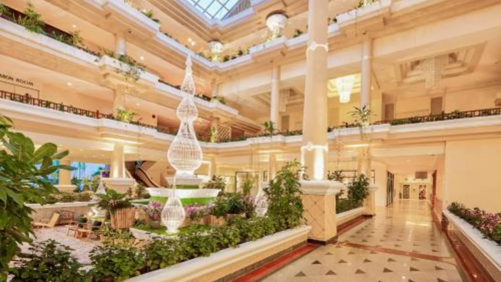 푸켓 비욘드 카타 4성급 호텔 로비