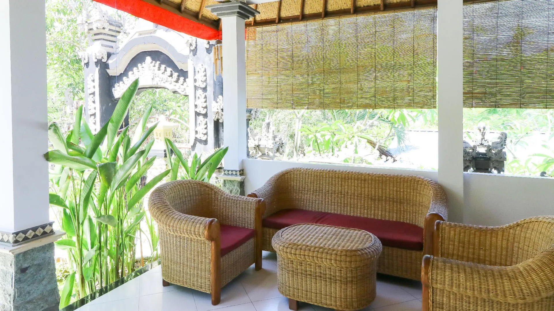 발리 라투 코티지 2성급 게스트하우스 외관