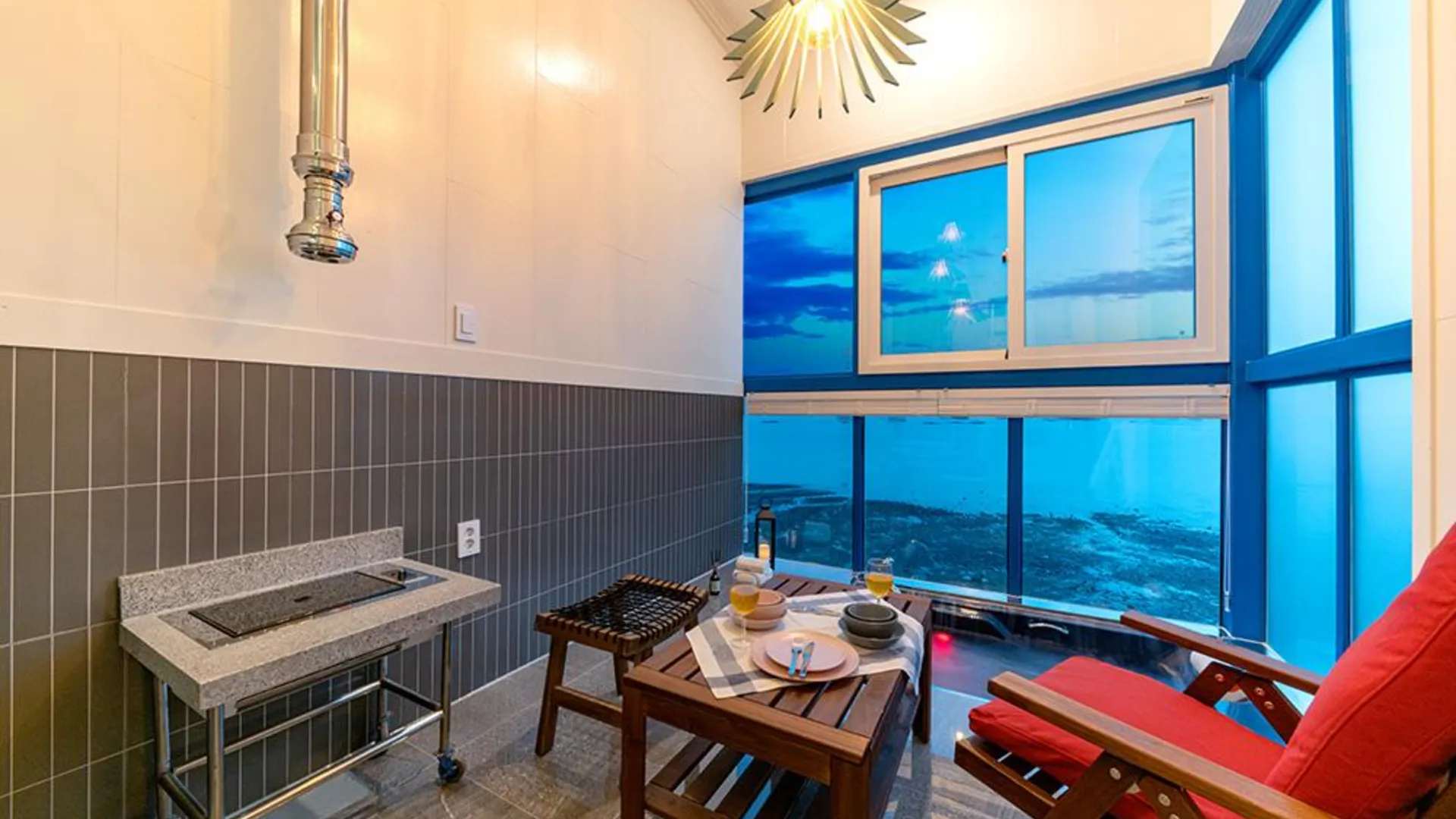 인천 대부도(선재도) 블루라떼풀빌라펜션 2성급 게스트하우스 레스토랑