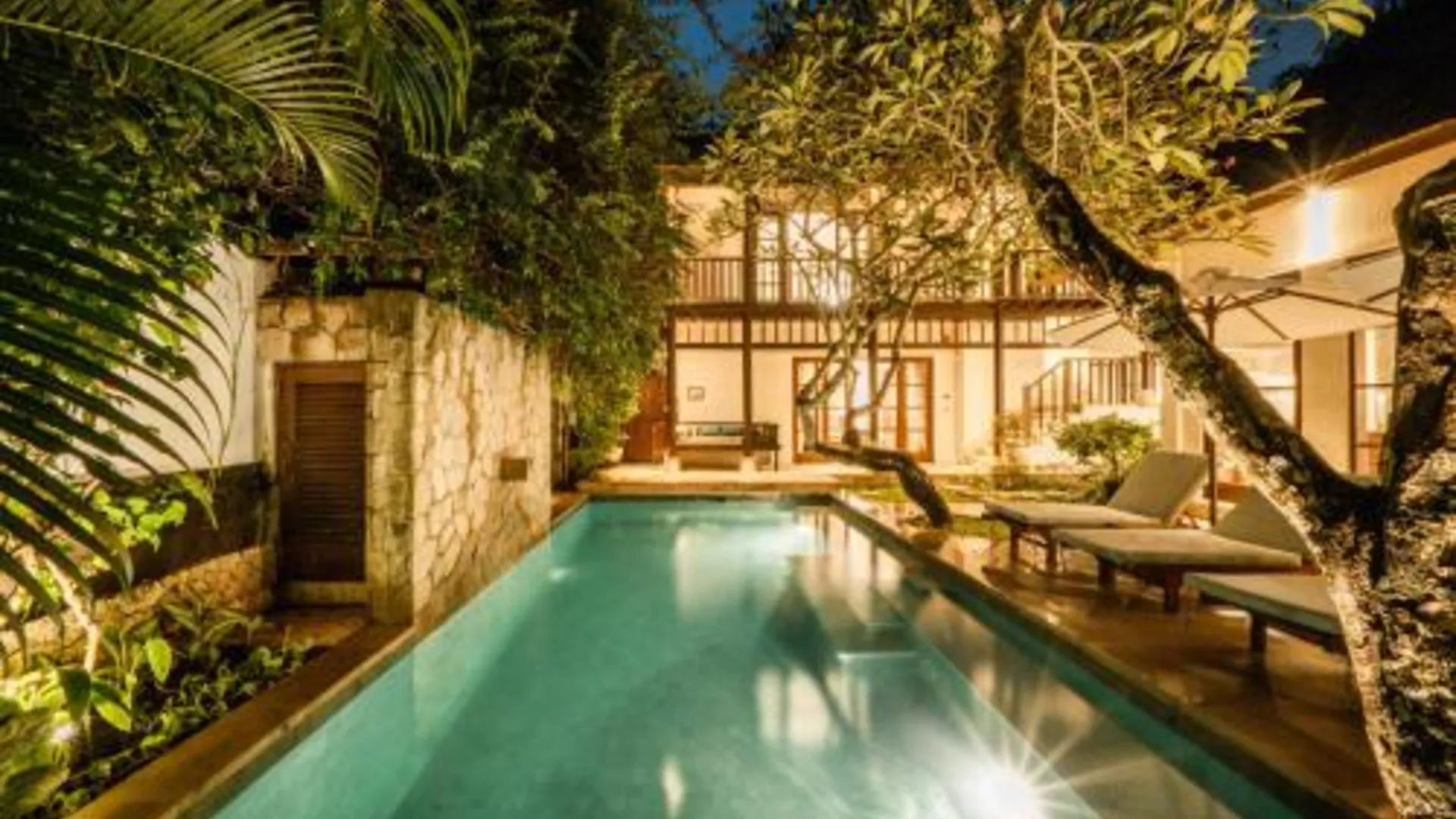 발리 짐바란 비치 빌라스 바이 나쿨라 5성급 호텔 로비