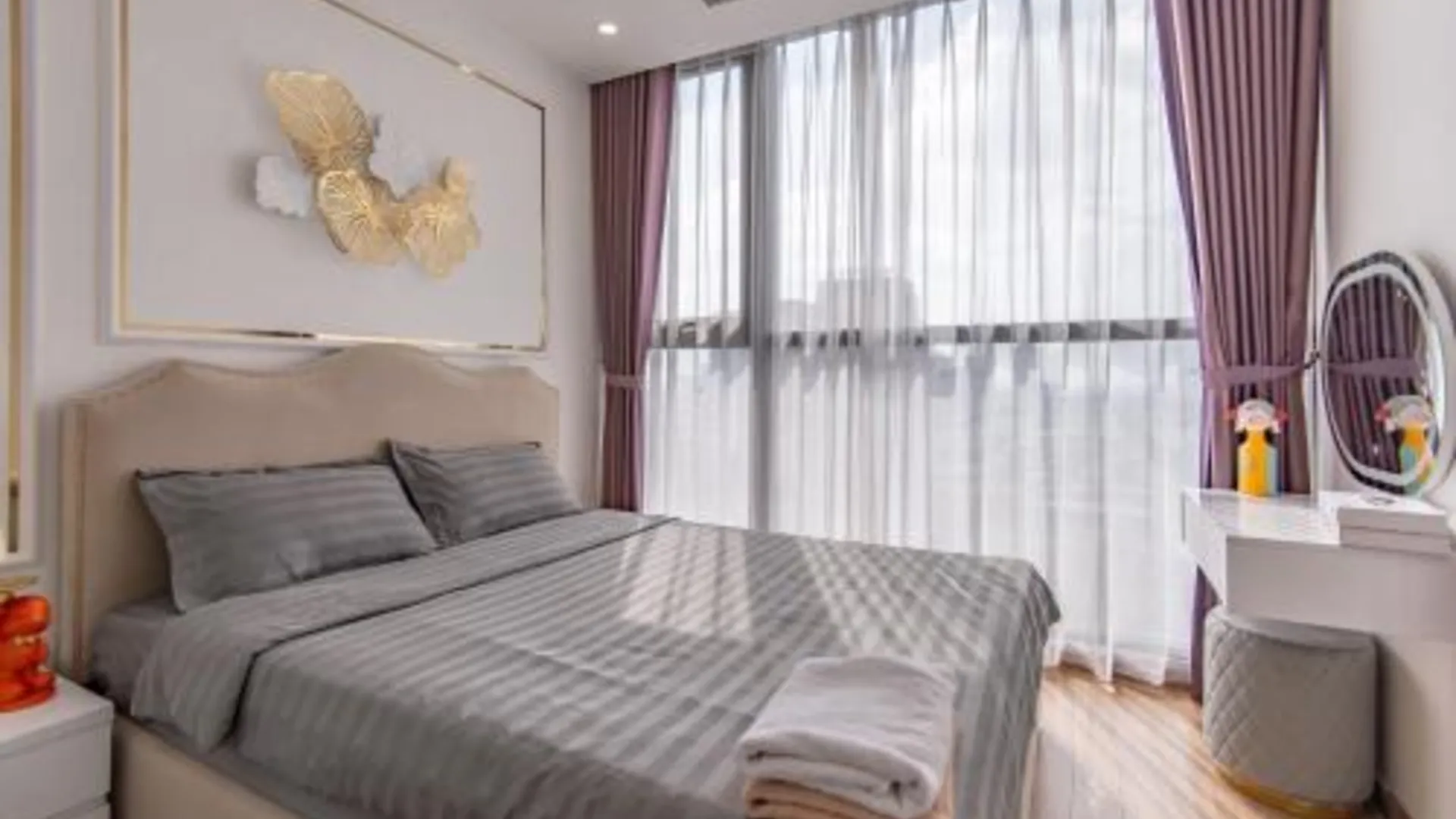 하노이 빈홈즈 스카이레이크 미딘 하노이-나나하우징 5성급 게스트하우스 스위트룸