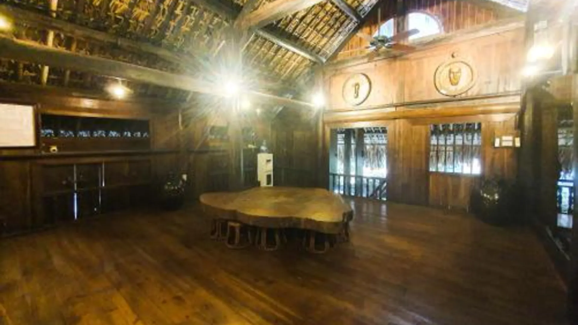 사파 푸 지앙 반 홈스테이 사파 4성급 게스트하우스 수영장