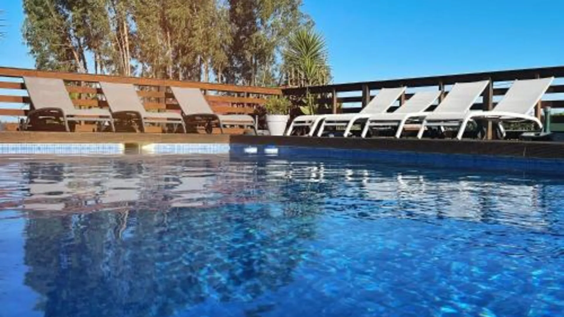 잠부예이라 도 마르 Herdade do Kuanza 5성급 게스트하우스 수영장