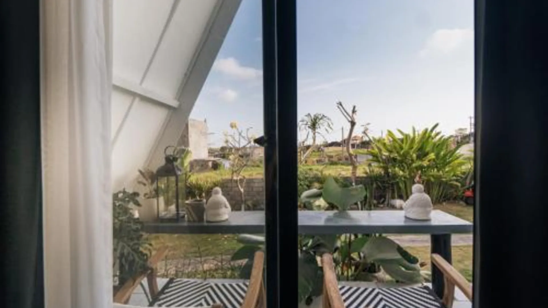 발리 APS House Pererenan 3성급 게스트하우스 외관