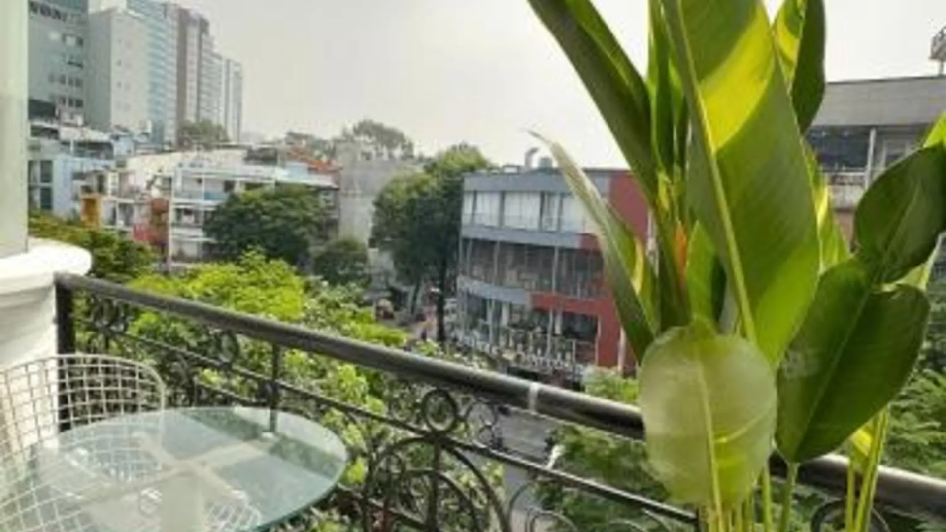 호치민 코지 사이공 선셋 아파트먼트 - 스텝스 투 부이비엔 3성급 호텔 객실