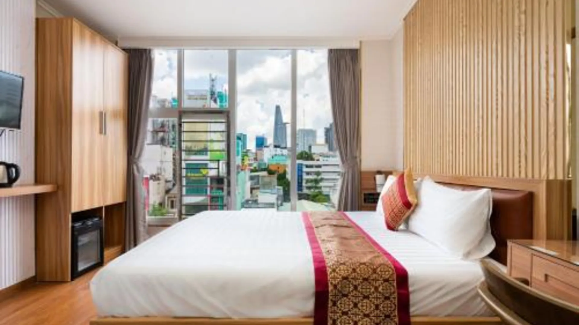 호치민 루나 호텔 사이공 센터 3성급 호텔 스위트룸