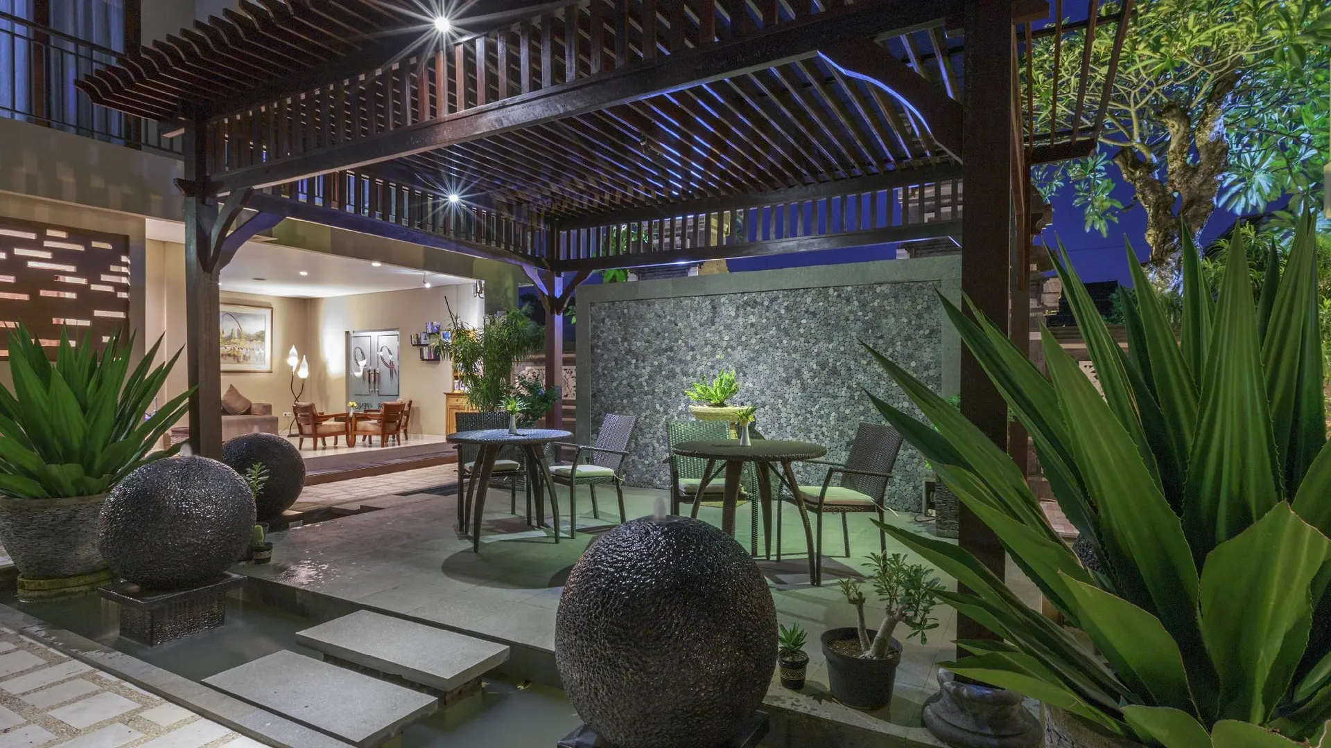 발리 d'펜조르 세미냑 4성급 호텔 객실